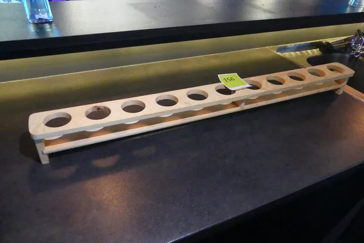 Holz-Shotglashalter, lang, mit 10 Löchern